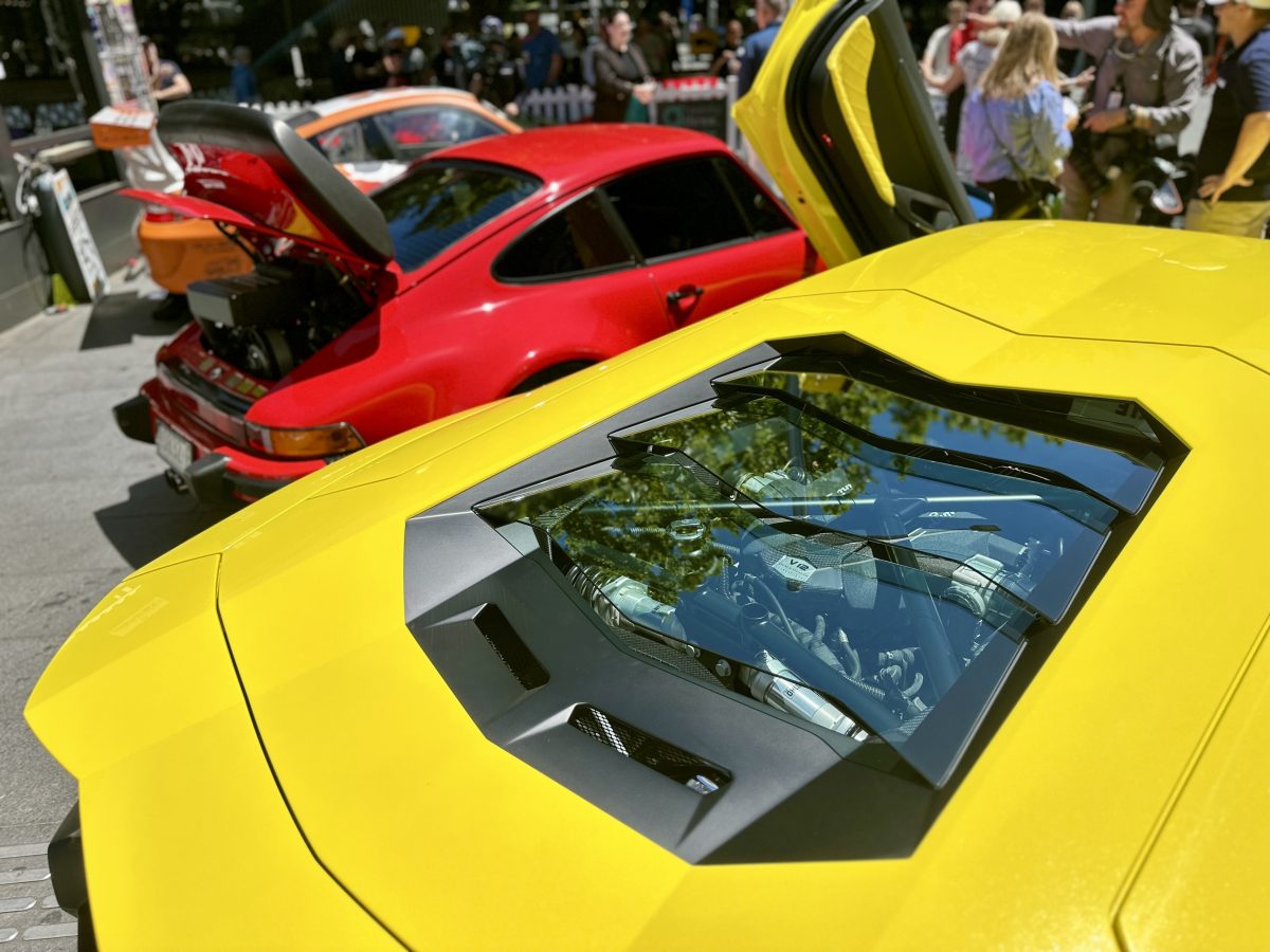 6.5-litre V12 of the Lamborghini Aventador. 