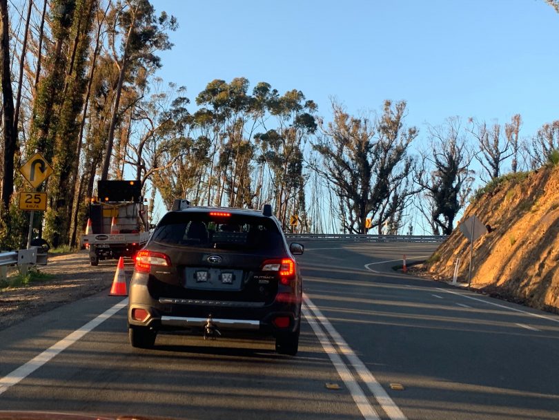 Traffic stopped on Kings Highway at Clyde Mountain