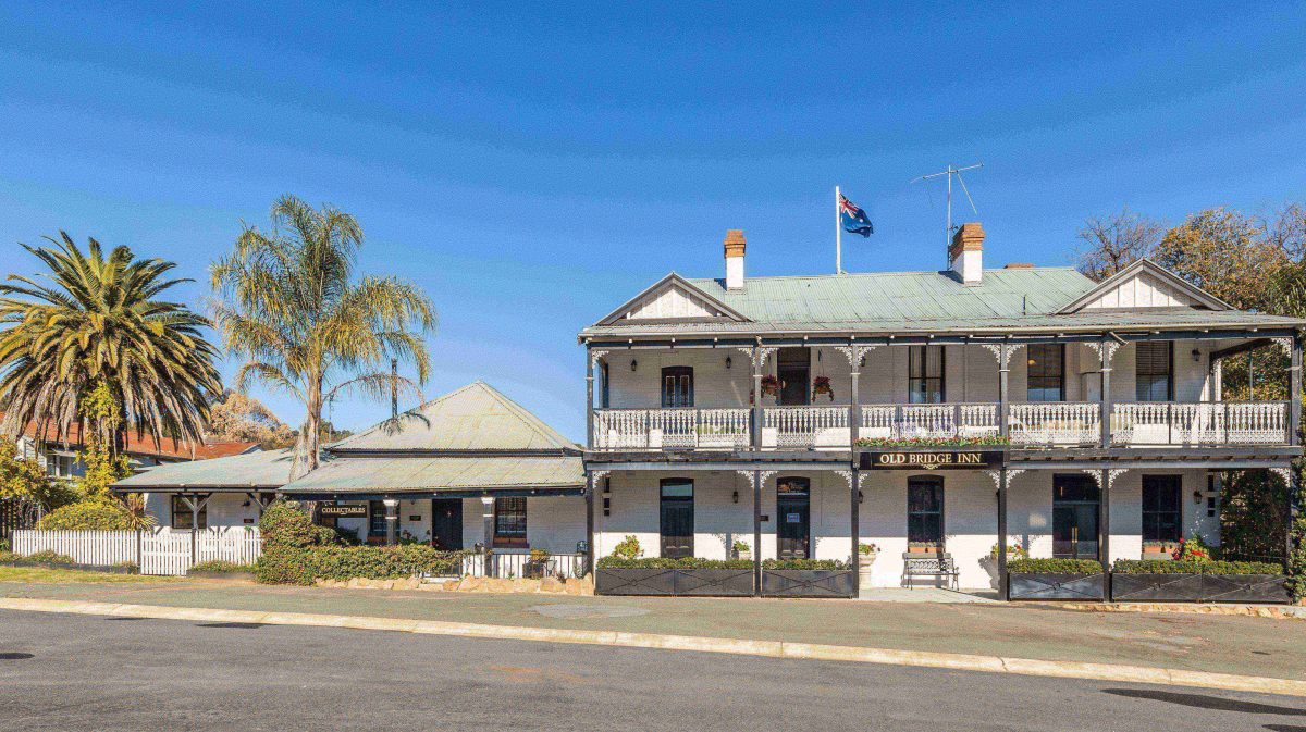 Old Bridge Inn. Photo: Elders.