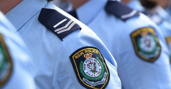 Man arrested in Leeton over outstanding warrants