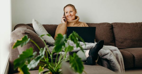 Virtually no problems for smart rural women who want to work from home