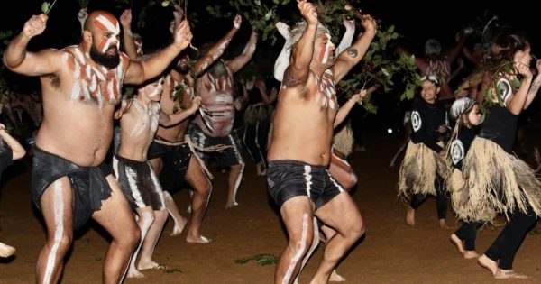 'Love it, live it and breath it' - Aboriginal dancers converge on Gundagai for historic corroboree