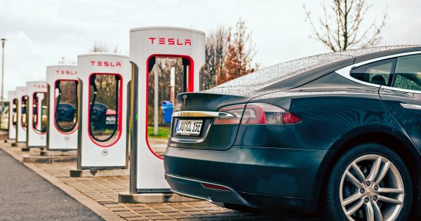Griffith Council wrap: new Tesla charging stations, Railway St car park complete, water restraint urged