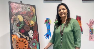 Riverina Indigenous artists chosen to add splashes of colour and calm to new Griffith Base Hospital
