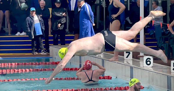 Ocean swimmers and winter warriors hit the water in Wagga for the National Championships