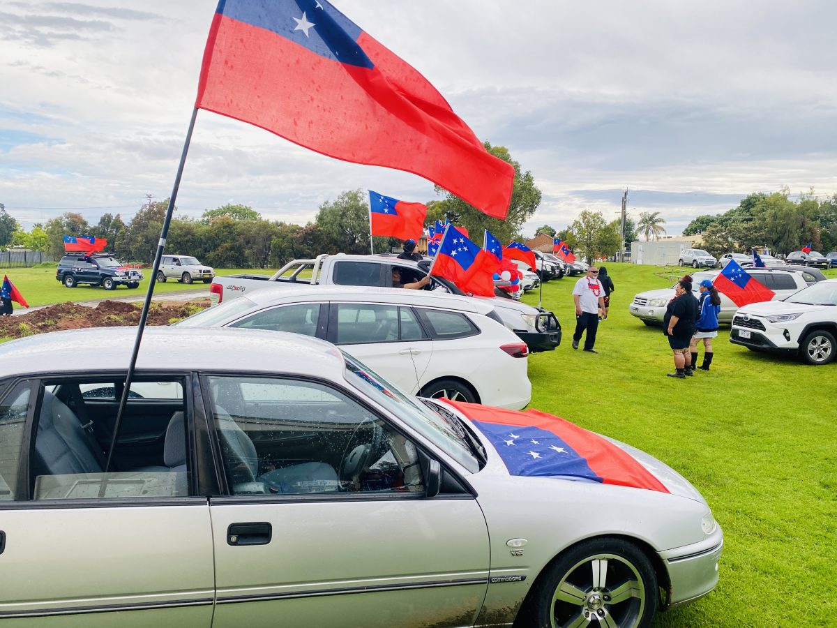 Cars with Samoan flags