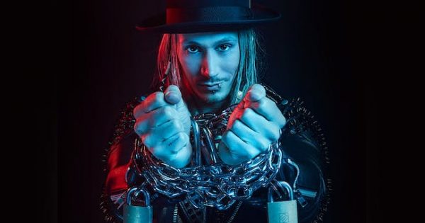 Cosentino shares his unique brand of magic and his story of hope with the world