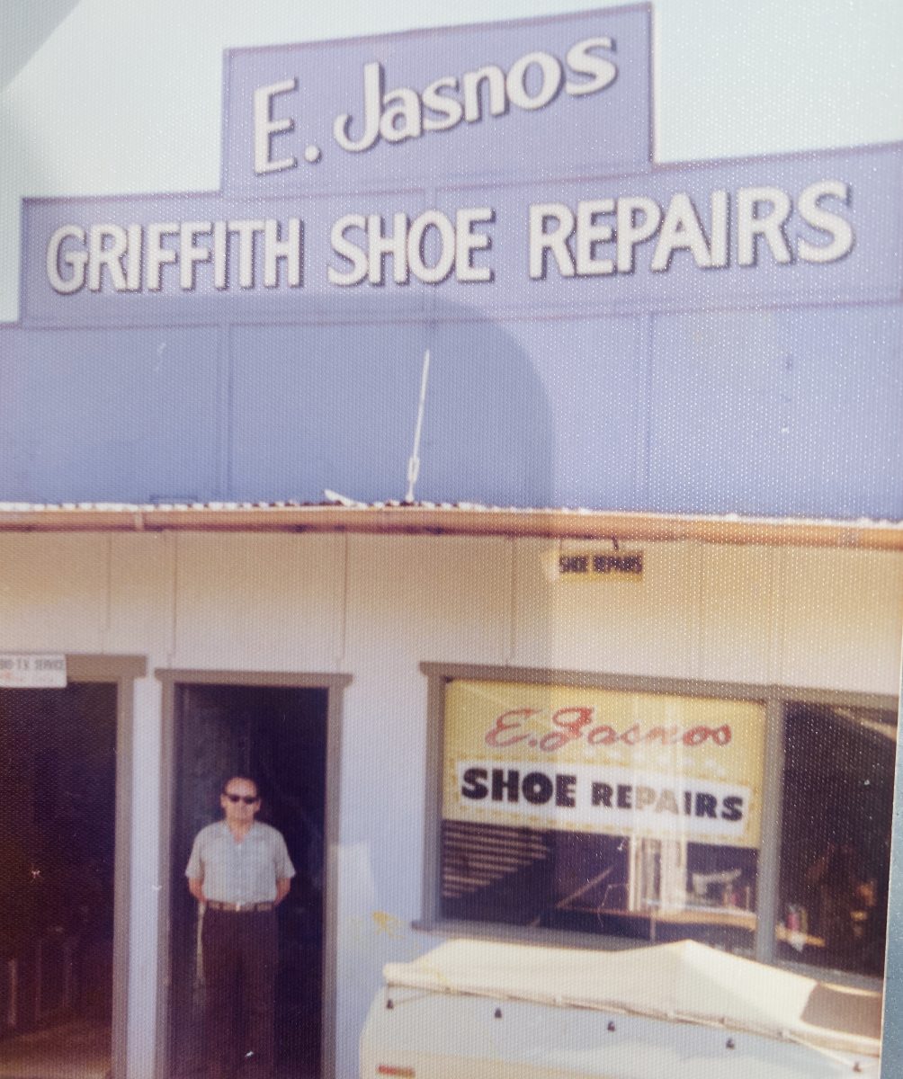 Shoe repair shop in 1950s