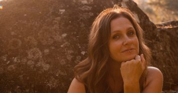 'Tourism coup': Country music star Kasey Chambers to perform in Hay and Cobar