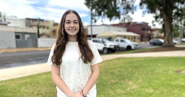 Murrumbidgee Regional High graduate to pursue career in social media management