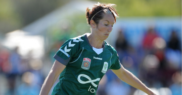 Former Canberra United star Sally Shipard battles cancer with the football community rallying to support her