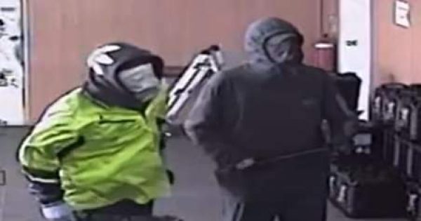 Police appeal for public help after alleged armed robbery at service station