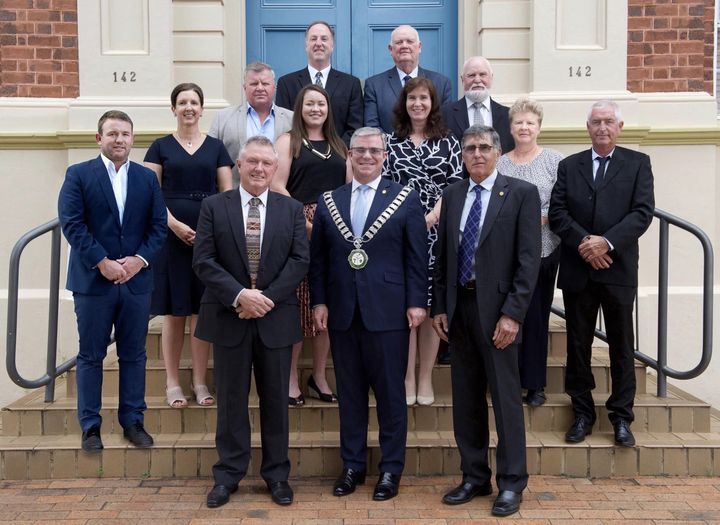 Gary with Temora Shire councillors