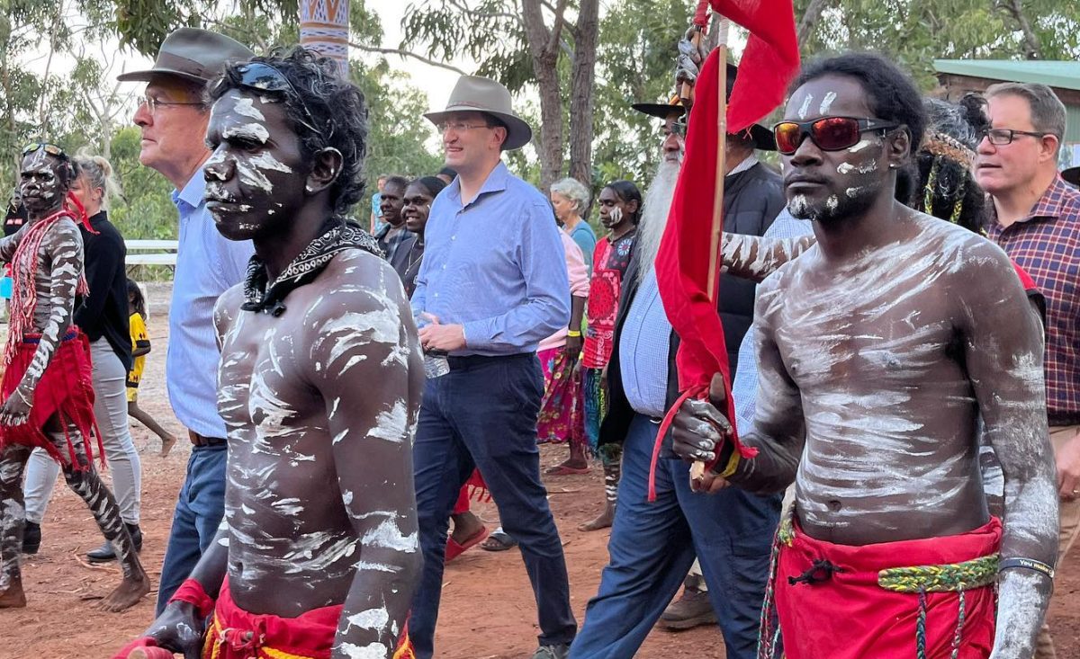 politicians with Aboriginal dancers