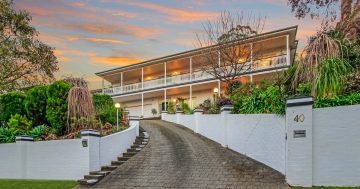 Timeless and iconic: Kooringal's most recognisable home hits the market