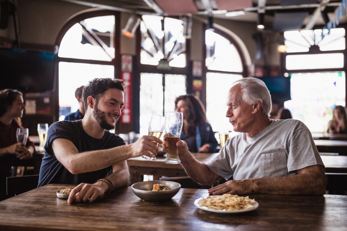 Free schooner for Dad on all Father's Day bookings at The William Farrer. 