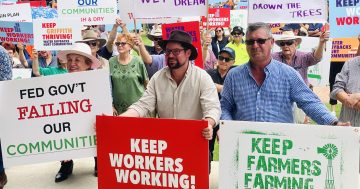 'Griffith won't exist without irrigation': Thousands attend anti-water buyback rallies across Riverina