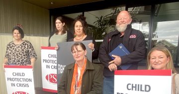 Riverina child protection workers join statewide protest and walk off the job