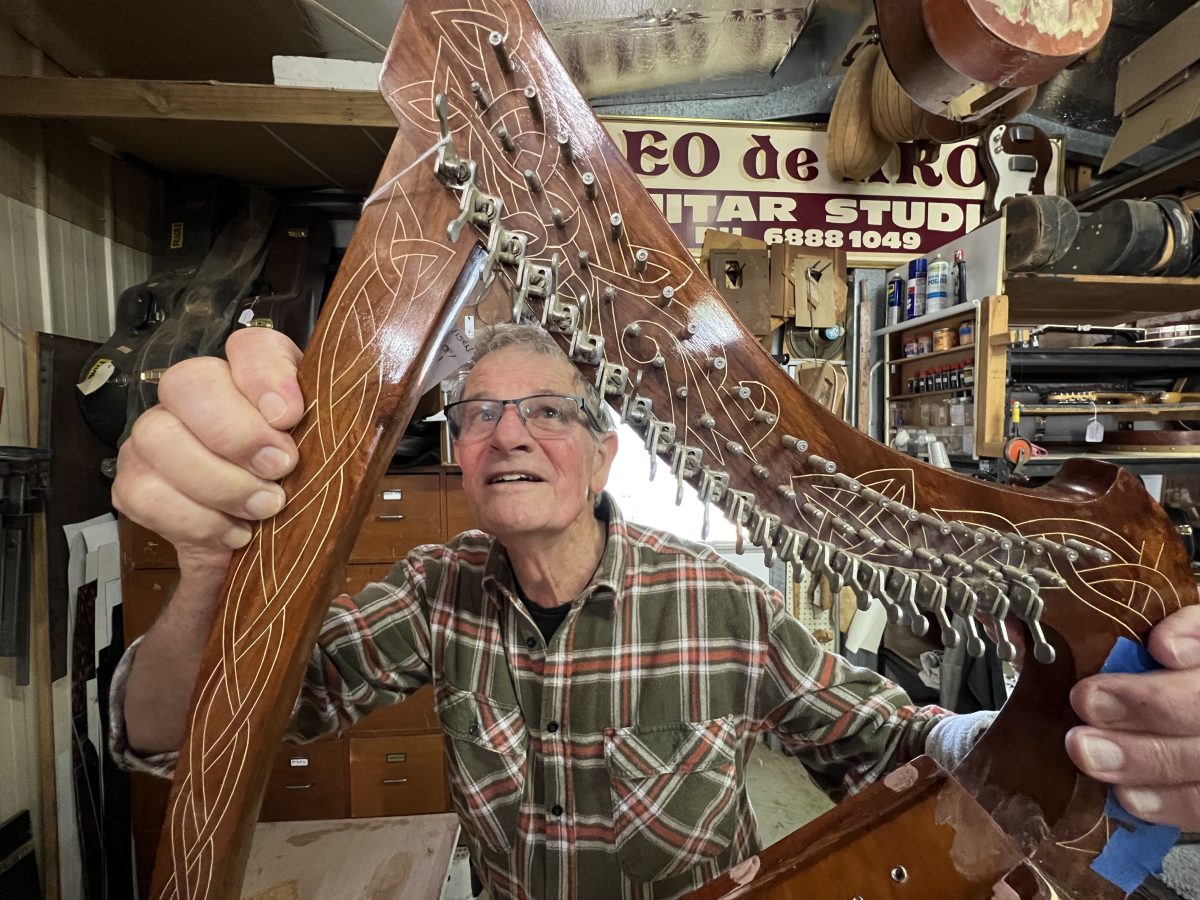 Leo de Kroo is a skilled luthier and continues to build and repair instruments in his Coolamon workshop.