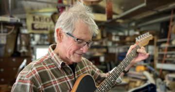 Rock 'n' roll pioneer Leo de Kroo remains on the tools keeping guitars in tune across the Riverina