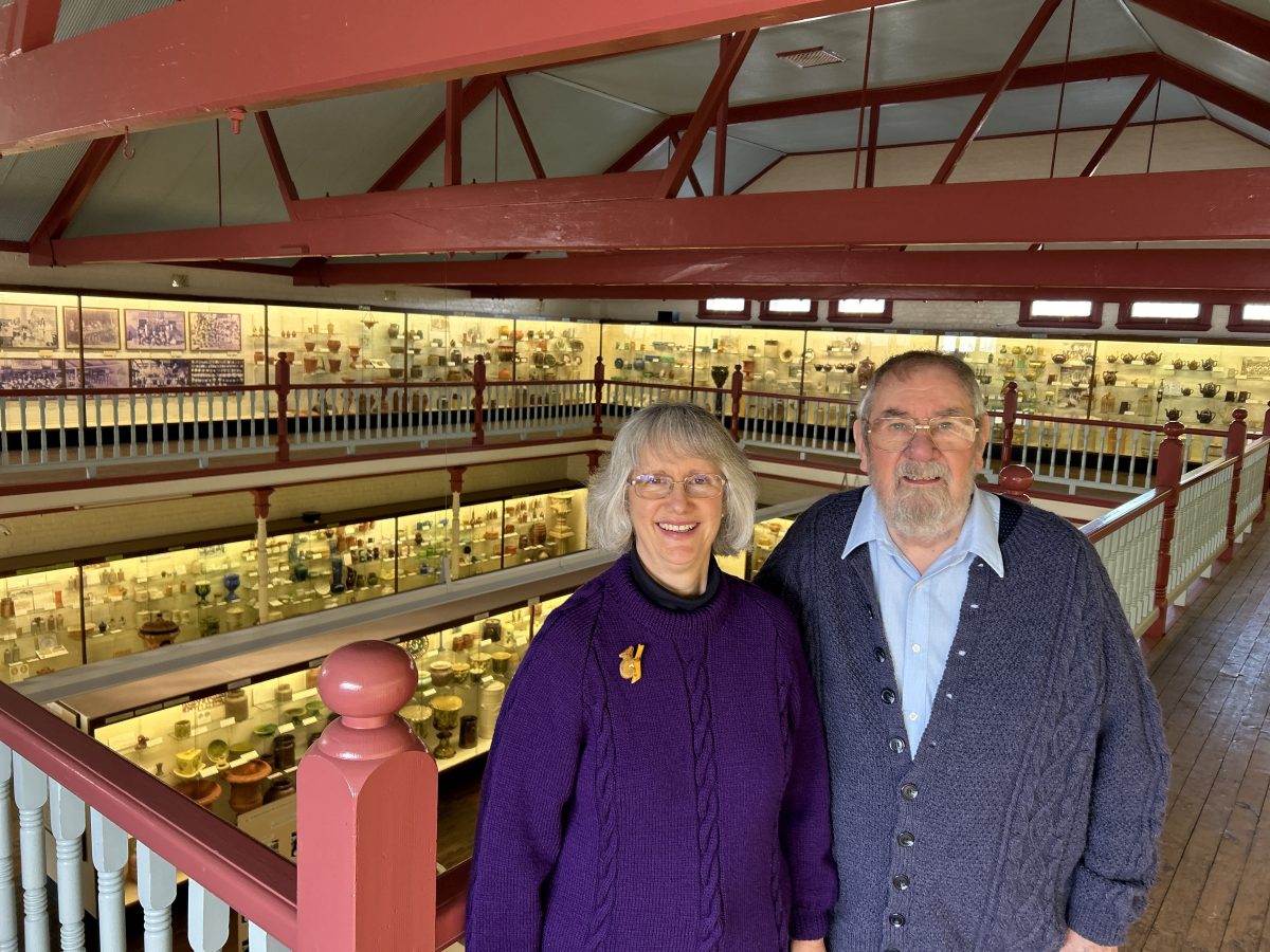 Kerrie and Geoff Ford have spent nearly 30 years building an exceptional collection of Australian pottery which is permanently on display at their museum in Holbrook. 