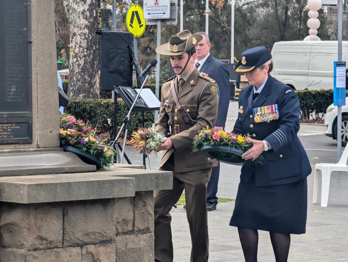 Veterans, local leaders and serving men and women all laid wreaths to honour the MEAO Veterans. 