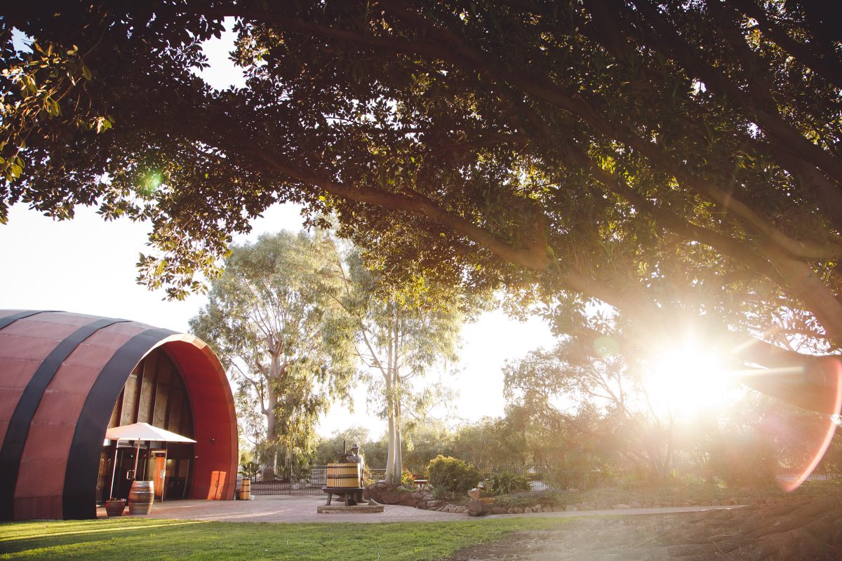 Big wine barrell external shot 