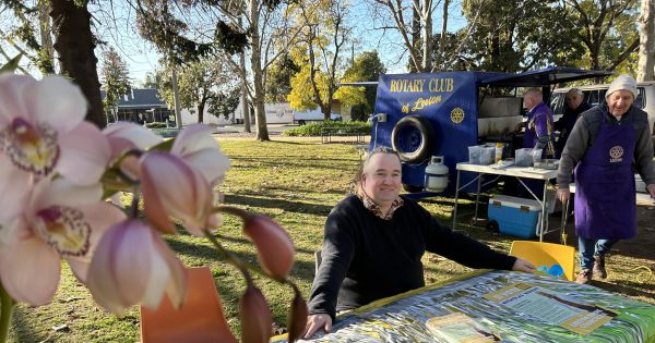 Leeton candidate calls on others to stand for council election to enhance democracy