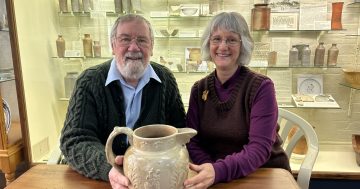 Museum curators add incredible 200-year-old piece of early convict pottery to the collection