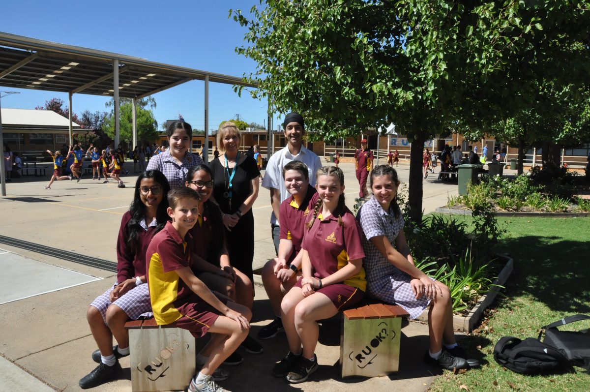 R U OK? benches with students at Griffith's Marian Catholic College. 