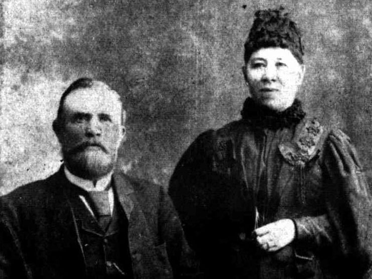 The ghosts of Christopher and Elizabeth Crawley are believed to haunt Monte Christo Homestead.