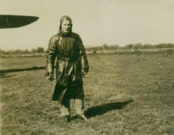 A snapshot taken of Kingsford Smith during his Wagga visit in 1933.