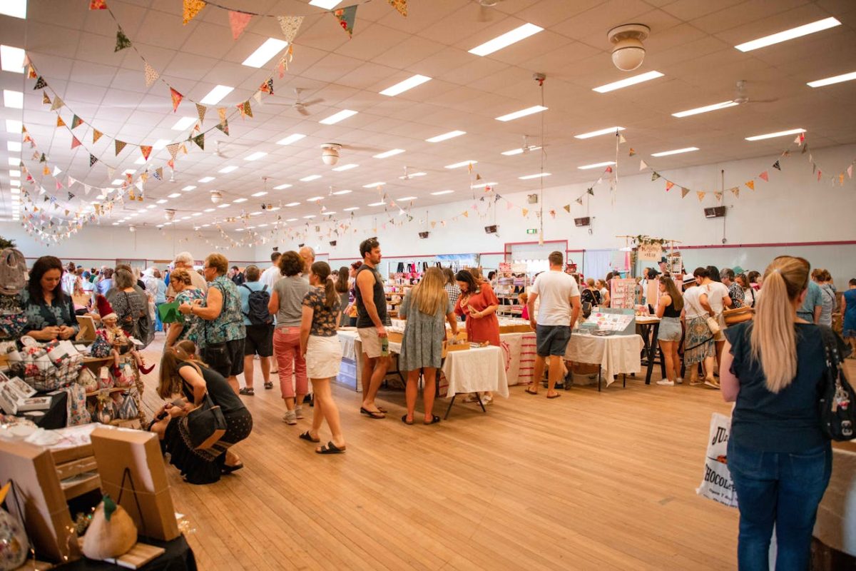 Event-goers at River &amp; Wren Market in Wagga Wagga.