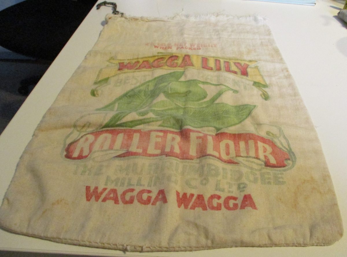 Wagga Lily Flour bag with drawstring top.