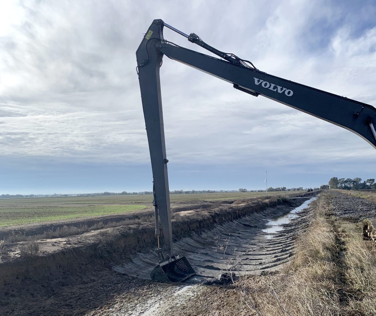 crane in channel 