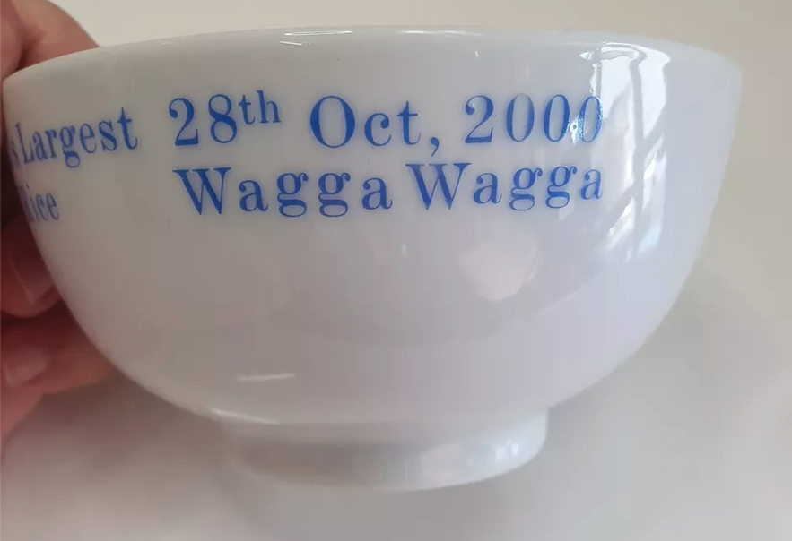 Wagga's Golden Season Family Restaurant set a record for the biggest bowl of rice.