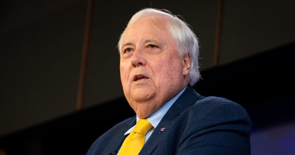 Clive Palmer wants your vote (and he already has your mobile phone number)