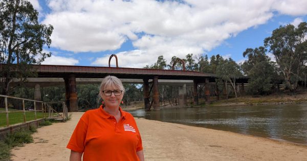 Independent Farrer candidate hits back at claims she’ll help Albo stay in power