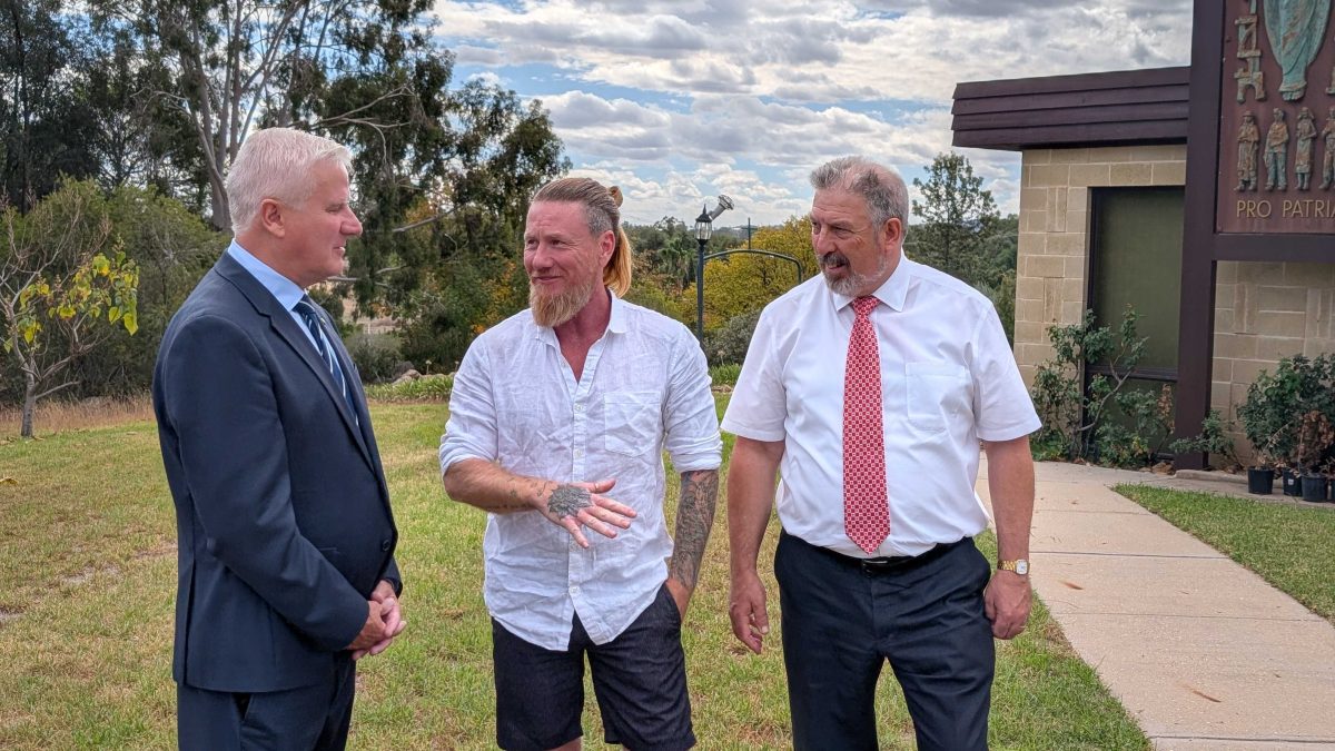Member for Riverina Michael McCormack and Pro Patria's Jason Frost and Angelo Strano speak about the importance of continuing to supply funding to the veteran support centre.