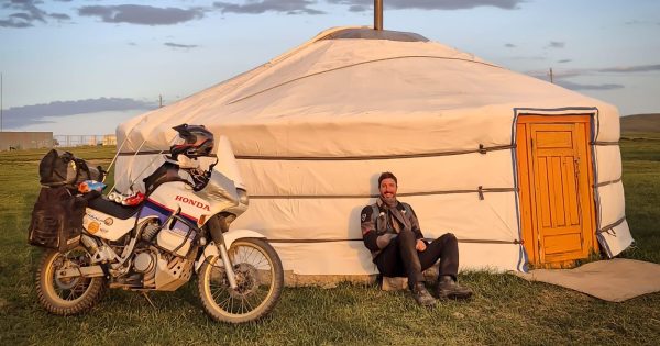 Adventurer returns to Griffith after 30,000-km bike ride across Russia, Eastern Europe and Silk Road