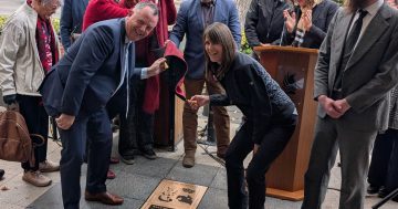 Plaque immortalises Wagga performing arts pioneer Zita Denholm