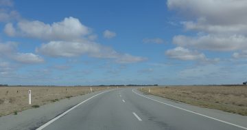 Dead body found beside Newell Highway near Jerilderie