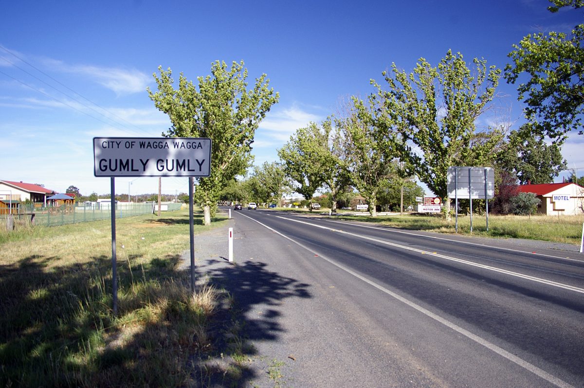 road in Gumly Gumly