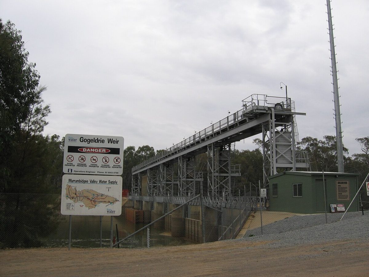 weir
