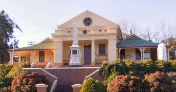 Driver allegedly blows five times legal alcohol limit after crash along the road to Gundagai