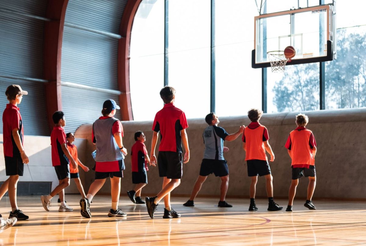 kids playing basketball