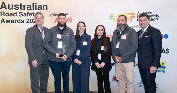 Riverina driver-mentor program for young First Nations people wins national road safety award