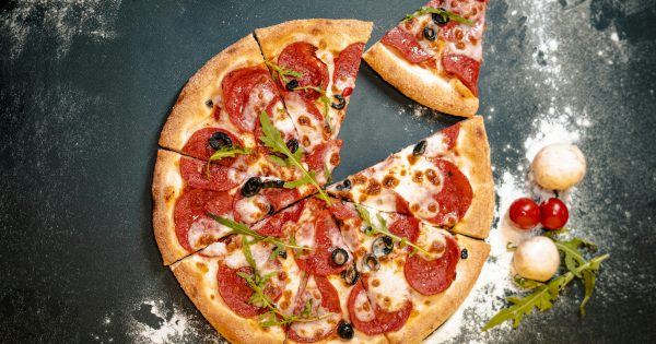 Woman in Hillston allegedly smashes beer bottles during long wait for pepperoni pizza