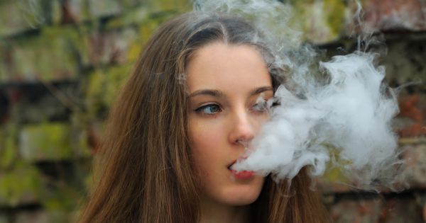 Vaping levels down among young Australians
