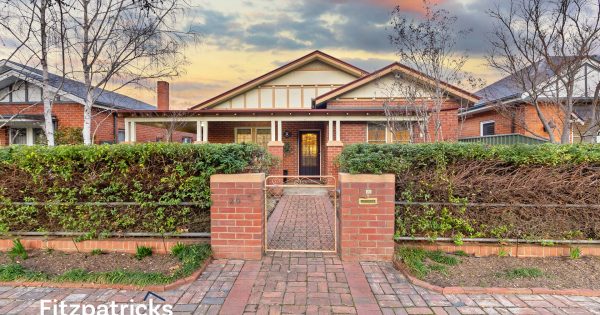 Classic red brick home in the heart of Wagga offers a peerless lifestyle